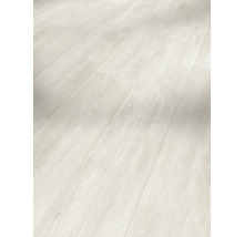 Heller Laminatboden mit Holzstruktur