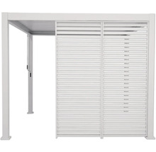 Weiße Pergola mit Lamellenwand für den Garten