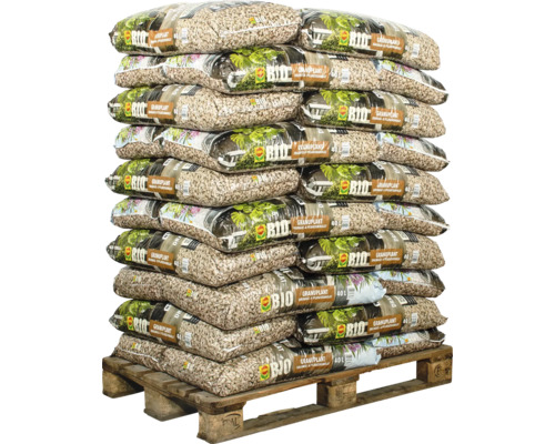 Palette mit Säcken aus Pflanzgranulat zur Drainage und Pflanzenmulch