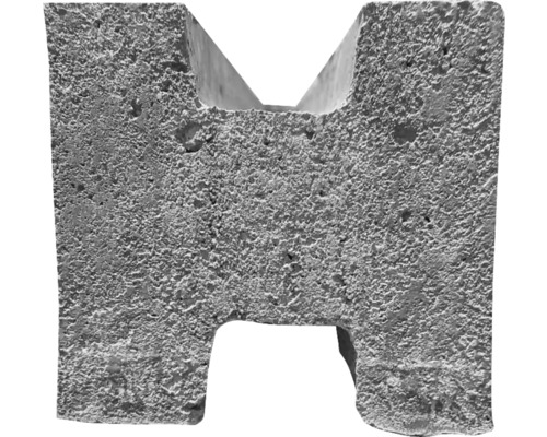 Betonpflanzstein mit Aussparungen für Bepflanzung