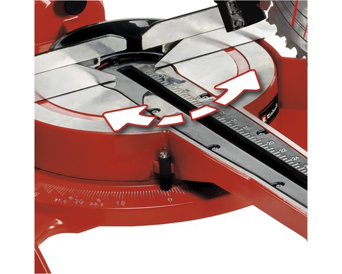 Detailansicht einer Kapp- und Gehrungssäge mit Winkelanzeige und Schnittlinienlaser