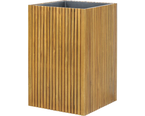 Quadratischer Pflanzkübel aus Holzlatten