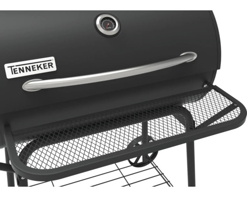 Detailansicht des Tenneker Holzkohlegrills mit Ablagefläche und Temperaturanzeige