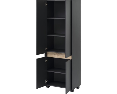 Hoher Badschrank mit offenen Türen und Einlegeböden