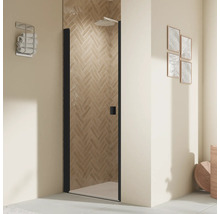 Duschkabine mit schwarzem Rahmen im Badezimmer