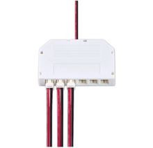 Weißer LED-Verteiler mit mehreren Kabeln