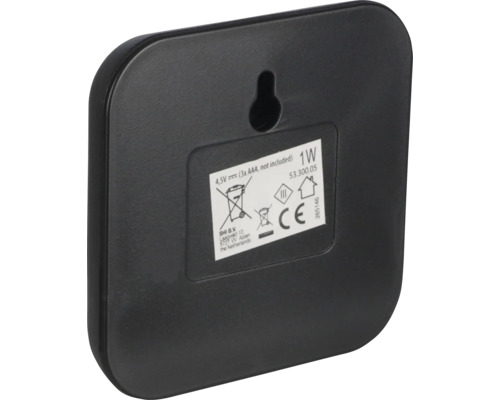 Rückseite einer Wetterstation mit Informationen zu Batterie, Leistung und Hersteller