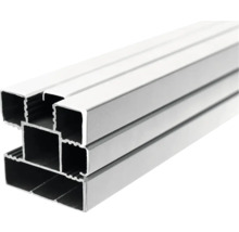 Aluminium Vierkantrohre im Stapel