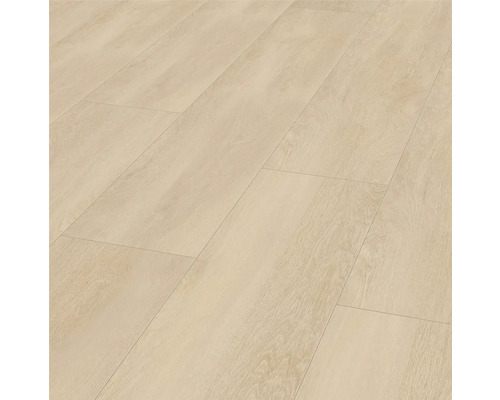 Swiss Krono Laminat EXQUISIT PLUS Absolut Eiche beige Eiche Landhausdiele 1380 x 244 x 8 mm Verlegte helle Laminatbodenpaneele mit Holzstruktur