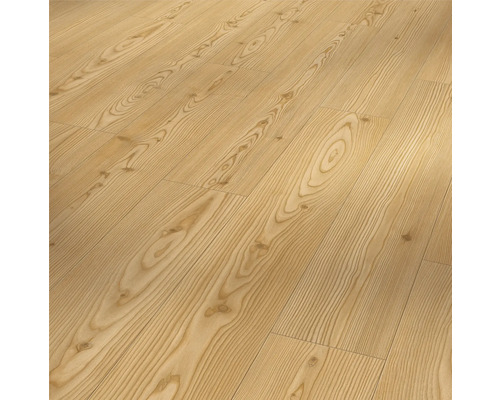 Laminat Classic 1050 Lärche Yukon Honig Landhausdiele 1285 x 194 x 8 mm Verlegter Laminatboden mit Holzmaserung