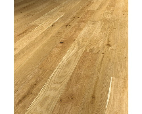 Verlegte Landhausdielen aus Holz