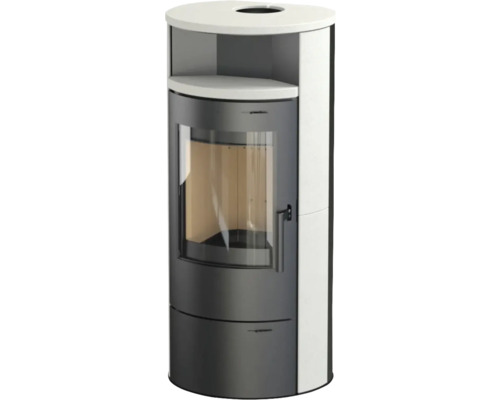 Kaminofen mit Sichtfenster und Holzfach