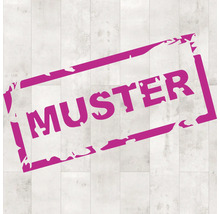 Musteraufdruck auf hellem Holzuntergrund