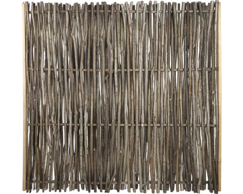 Sichtschutzzaun aus Weidenzweigen