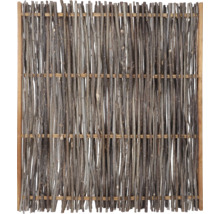 Holzzaun aus Ästen für den Garten