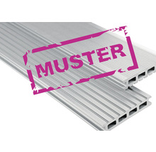 Muster von Terrassendielen aus Kunststoff mit Hohlkammerprofil Muster von Terrassendielen aus Kunststoff mit Hohlkammerprofil