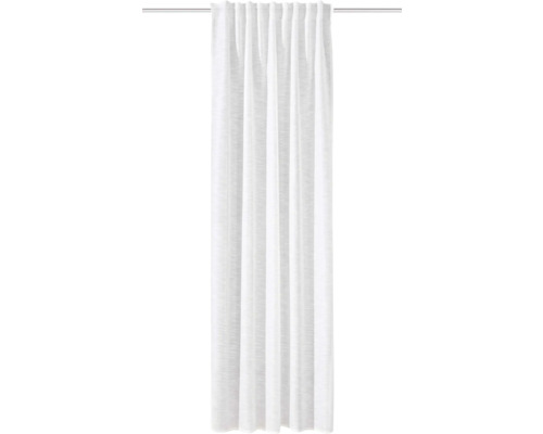 Weißer Vorhang an Gardinenstange