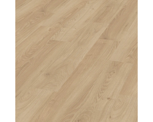 Nahaufnahme von Laminatboden mit Holzstruktur.