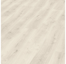 Heller Laminatboden mit Holzoptik