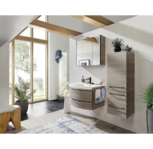 Badezimmer mit Waschtisch, Spiegelschrank und Hochschrank im modernen Design