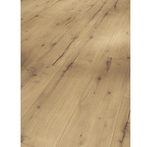 Verlegtes Laminat mit Holzstruktur
