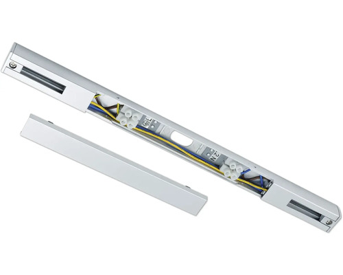 Aufgeschnittene Stromschiene mit elektrischen Leitungen