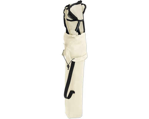 Gepackter Sonnenschirm in einer Tragetasche