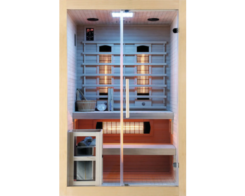 Innenansicht einer Sauna mit Holzeinrichtung, Infrarotstrahlern und Glasfront