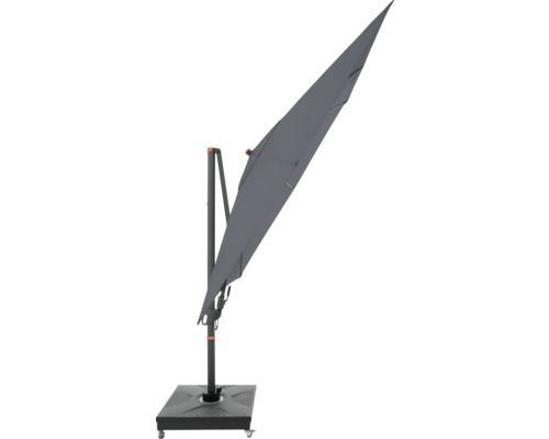 Freiarmschirm mit Standfuß für den Außenbereich