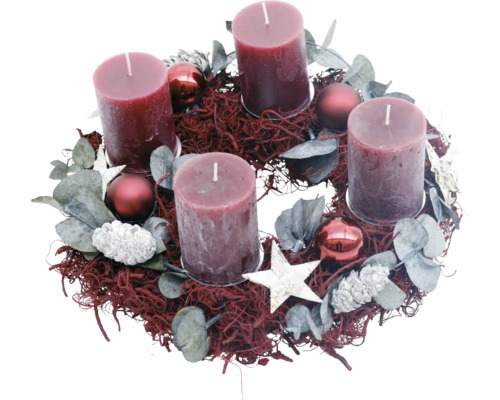 Adventskranz mit vier Kerzen, Kugeln und Stern