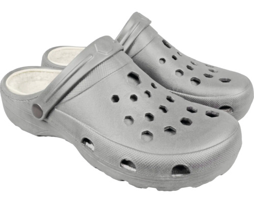 Paar graue Clogs mit Innenfutter