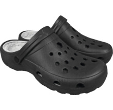 Paar schwarze Clogs mit Innenfutter