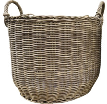 Korb aus Korbgeflecht mit Griffen