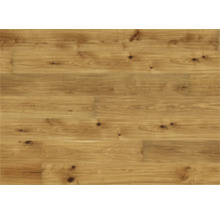 Holzfußboden aus Eiche mit Astlöchern.