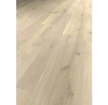 Holzboden aus hellem Holz
