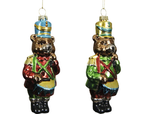 Zwei Bären als Weihnachtsschmuck in Soldatenuniform