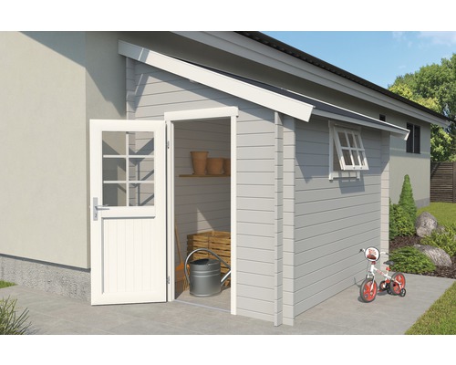 Gartenhaus mit geöffneter Tür und Fenster zur Aufbewahrung von Gartengeräten