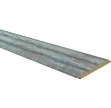 Fußleiste mit Holzstruktur