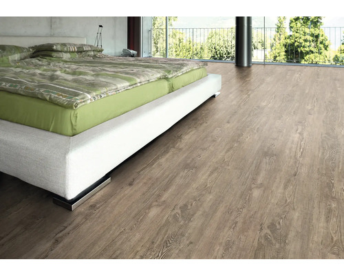 Schlafzimmer mit Holzboden