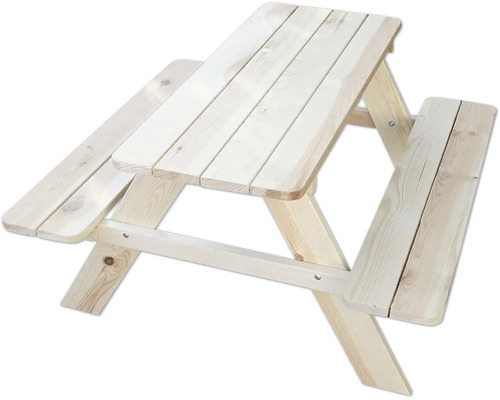 Holzkindersitzgruppe mit Tisch und Bänken