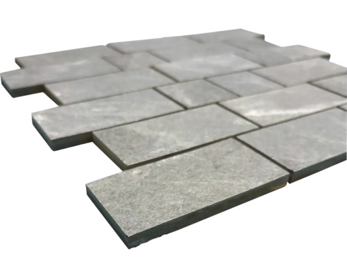 Mosaikfliesen aus Stein, rechteckig verlegt