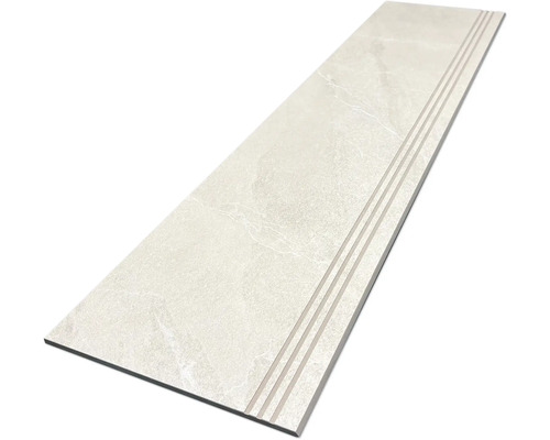 Helle Treppenfliese mit Rillen