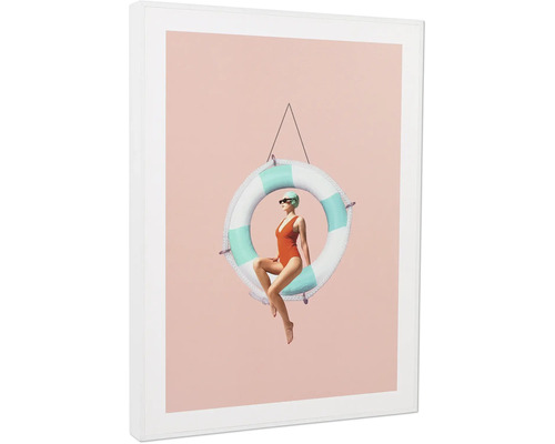 Gerahmter Kunstdruck mit einer Frau im Schwimmanzug, die auf einem Rettungsring sitzt