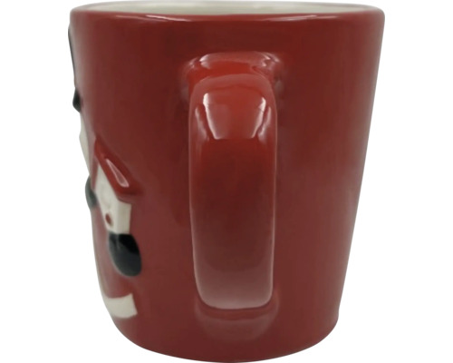 Roter Keramikbecher mit Henkel