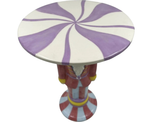 Dekorationstisch im Nussknacker-Design mit spiralförmigem Muster