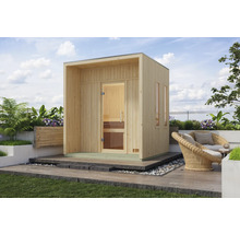 Außensauna aus Holz mit Glastür auf einer Terrasse