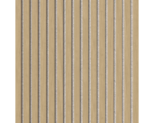 Holzpaneele mit Steinstreifen