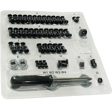 Sortiment mit Schrauben, Muttern und einem Schraubendreher in einer transparenten Kunststoffverpackung.