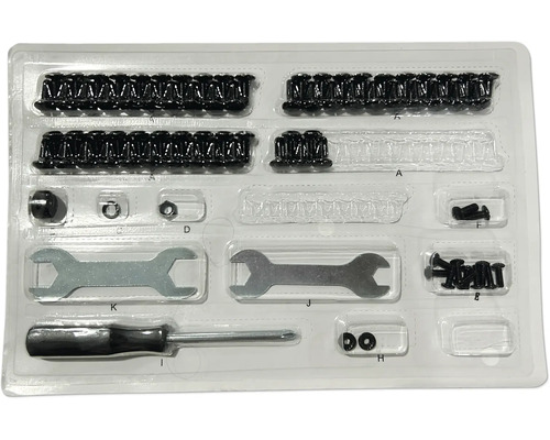 Sortimentskasten mit Schrauben, Muttern, Unterlegscheiben, Schraubendreher und Schraubenschlüsseln