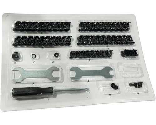 Sortiment mit Schrauben, Muttern, Schraubenschlüssel und Schraubendreher in Kunststoffverpackung